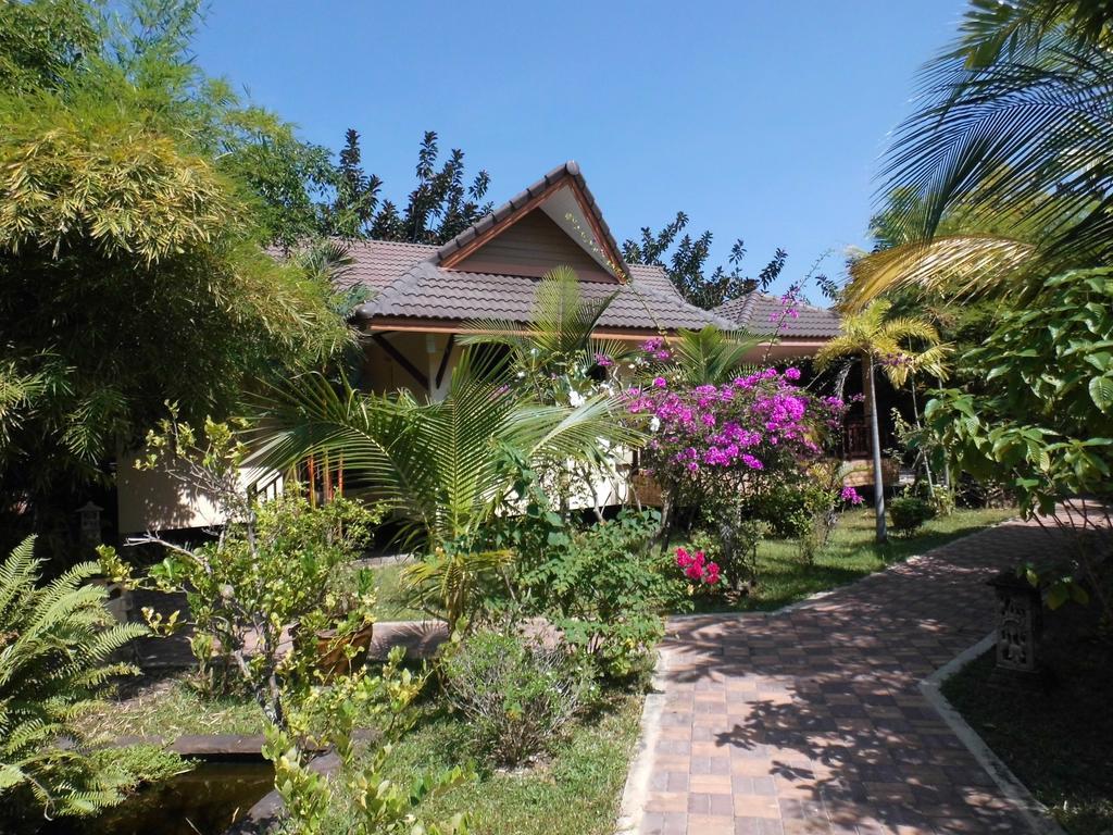 Finca-Marina Rayong Bagian luar foto
